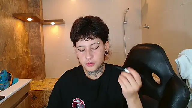 Ethan lennox online show from 11.20.25