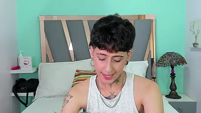 Ethan lennox online show from 12.13.25