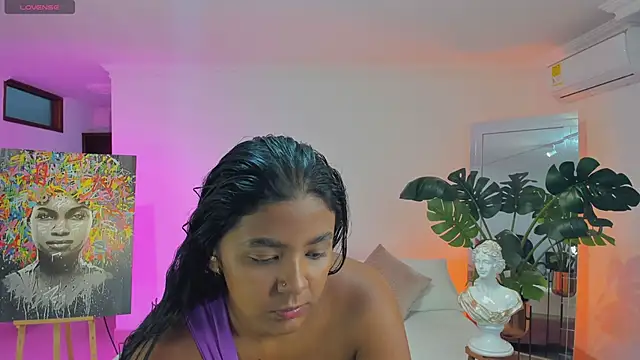 JANYLOVE   online show from 04.25.26