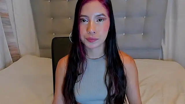 nymphomanya online show from 04.15.26