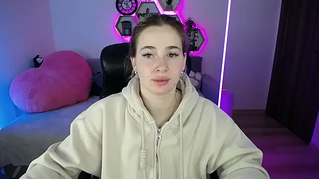 SabrinViolet online show from 02.03.26