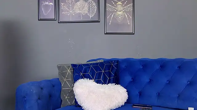 AnneHove online show from 04.15.26