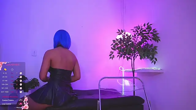 catalina  lovers online show from 12.17.25