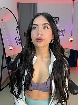 Luna  Ponce online show from 03.13.26