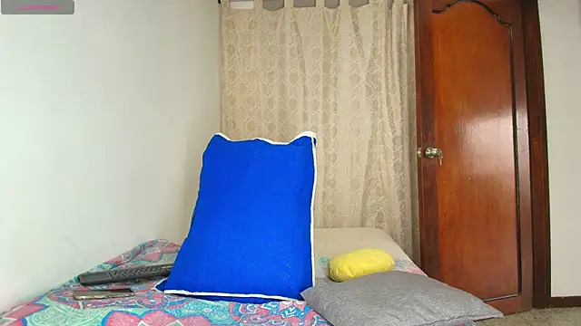 Snapshot of Luciana_Ortiz1 chatting on 04.20.26 Luciana Ortiz1 online show from 04.20.26