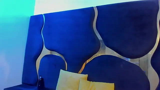 Ivanna18 x online show from 10.30.25