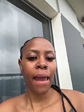 Rose berry online show from 10.04.25