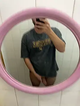 Snapshot of Metmenn7 chatting on 03.10.25 Metmenn7 online show from 03.10.25