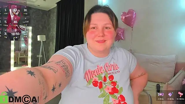 Snapshot of Ruth_Oliver chatting on 05.15.26 Ruth Oliver online show from 05.15.26