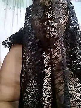 Snapshot of naughtygrannyXXX chatting on 01.28.25 naughtygrannyXXX online show from 01.28.25