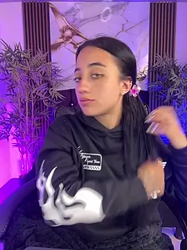 Snapshot of Ady_18 chatting on 02.11.26 Ady 18 online show from 02.11.26