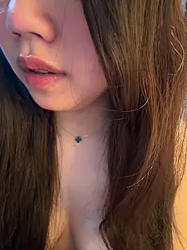 Hotellinh12 online show from 05.11.26