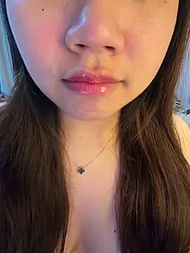 Hotellinh12 online show from 05.19.26