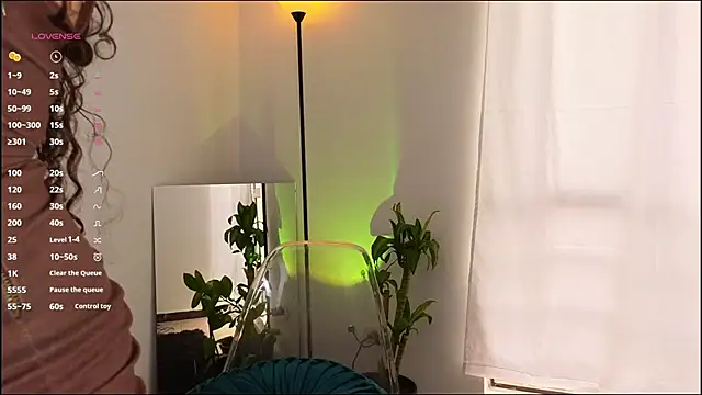 mssjulia online show from 03.14.25