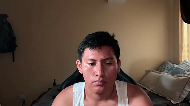 Snapshot of JoshuaTls08 chatting on 03.05.25 JoshuaTls08 online show from 03.05.25