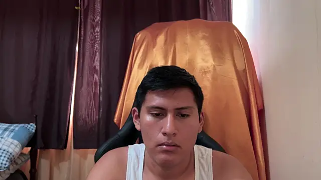 Snapshot of JoshuaTls08 chatting on 03.08.25 JoshuaTls08 online show from 03.08.25