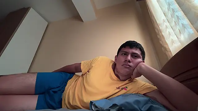 Snapshot of JoshuaTls08 chatting on 11.08.25 JoshuaTls08 online show from 11.08.25