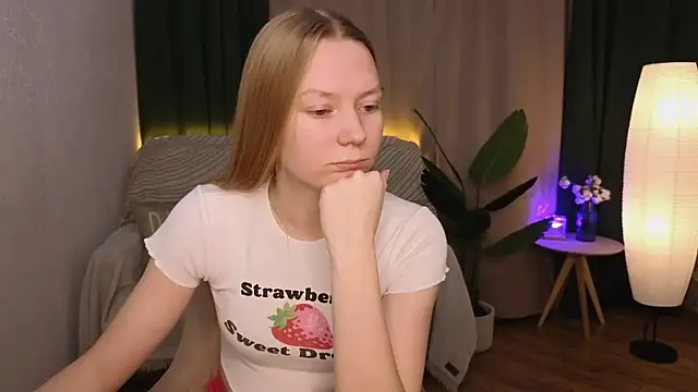 CarolynCohen   online show from 01.28.25