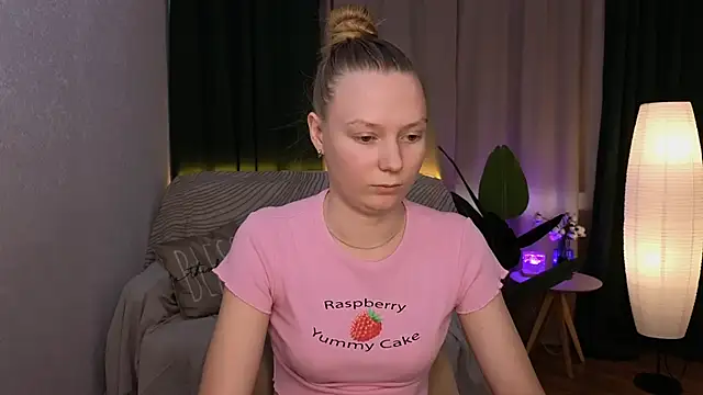 CarolynCohen   online show from 01.30.25