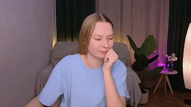 CarolynCohen   online show from 02.12.25