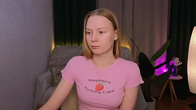 CarolynCohen   online show from 02.21.25