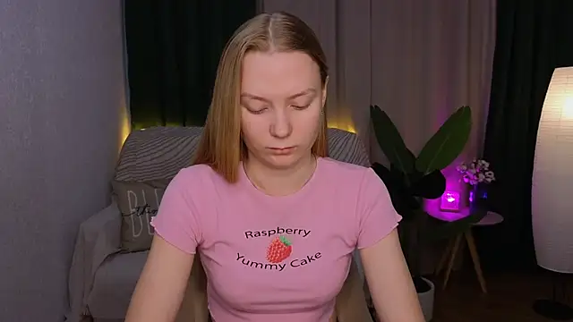 CarolynCohen   online show from 02.28.25