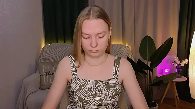 CarolynCohen   online show from 03.14.25