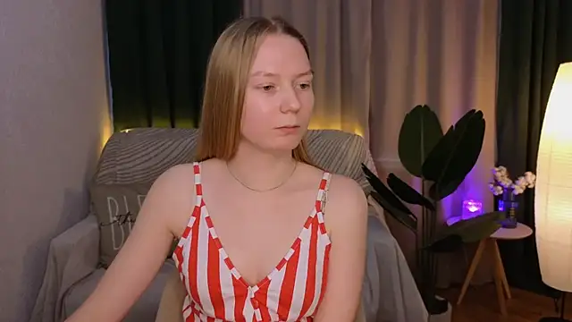 CarolynCohen   online show from 03.17.25