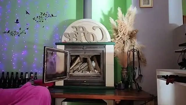 Snapshot of peachgirlmartyna chatting on 02.25.26 peachgirlmartyna online show from 02.25.26