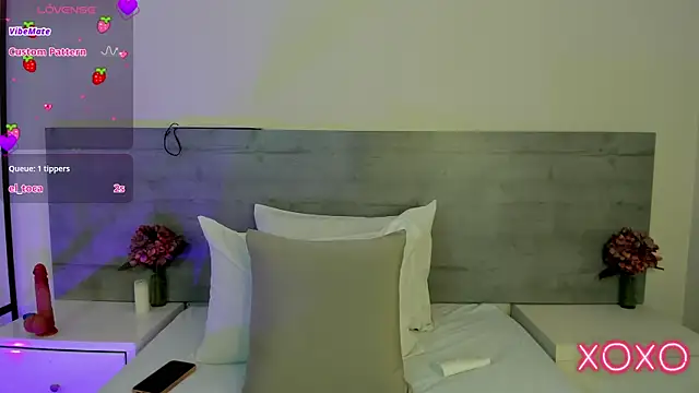DulceColeman online show from 05.11.26