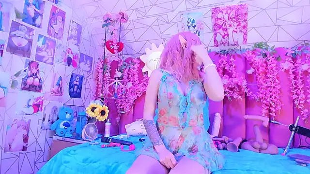 Alicebenett online show from 02.10.26