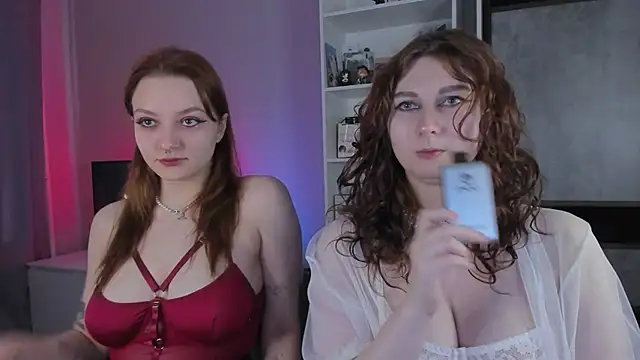 Snapshot of Goddess-Rose chatting on 05.15.26 Goddess-Rose online show from 05.15.26