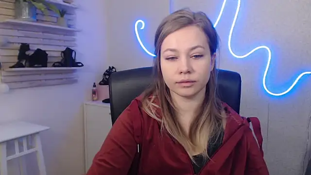 Snapshot of holly_xglam chatting on 01.20.25 holly xglam online show from 01.20.25