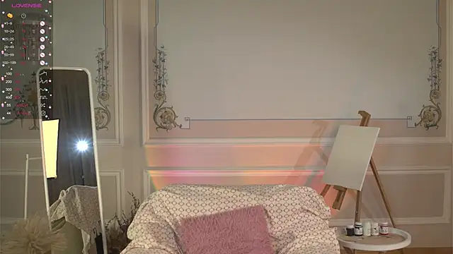 Snapshot of happywhores chatting on 01.06.25 happywhores online show from 01.06.25