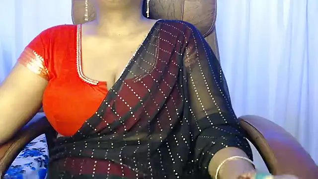 Prita07 online show from 10.31.25