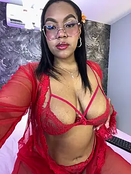 Snapshot of Esmeralda_Duarte chatting on 07.15.26 Esmeralda Duarte online show from 07.15.26