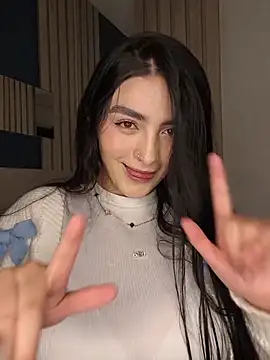 Snapshot of miel_gomez chatting on 02.13.26 miel gomez online show from 02.13.26