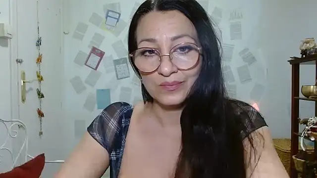 KeisyNeonX online show from 05.27.26