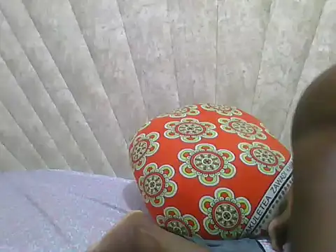 Snapshot of Sexy_Villagegal chatting on 06.16.26 Sexy Villagegal online show from 06.16.26