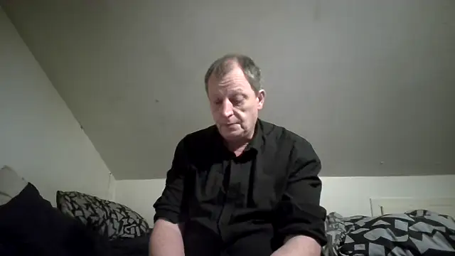 Snapshot of chubbybear2cum chatting on 02.12.26 chubbybear2cum online show from 02.12.26