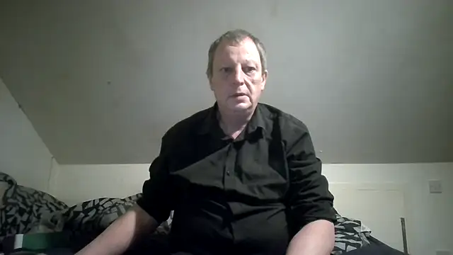 Snapshot of chubbybear2cum chatting on 02.14.26 chubbybear2cum online show from 02.14.26