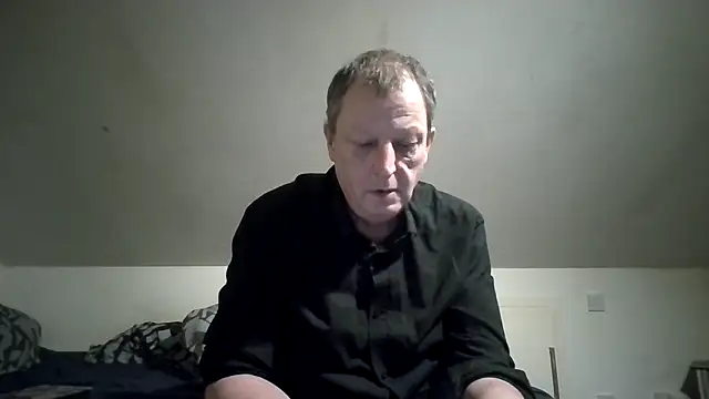 Snapshot of chubbybear2cum chatting on 02.27.26 chubbybear2cum online show from 02.27.26