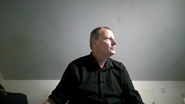 Snapshot of chubbybear2cum chatting on 06.10.26 chubbybear2cum online show from 06.10.26