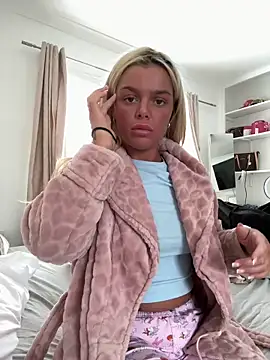 IrishTeenBarbie69 online show from 04.03.26