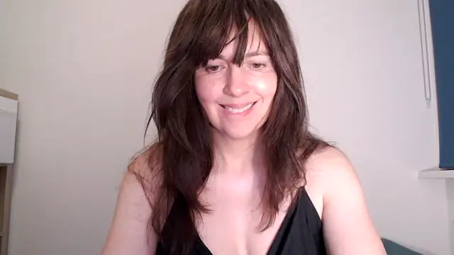 Ella Next Door online show from 03.23.26