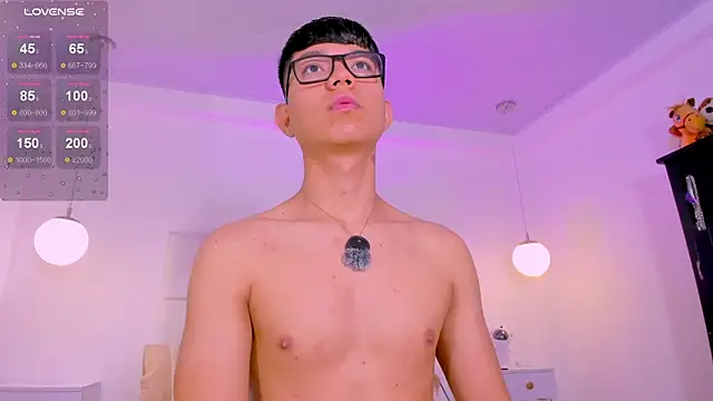 CodyTwink online show from 07.04.26