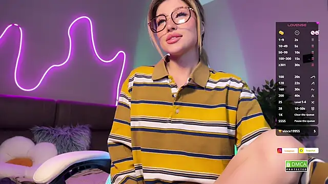 ellie miu online show from 12.20.24