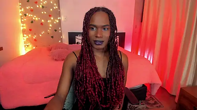 Snapshot of blackbarbietrans chatting on 03.12.25 blackbarbietrans online show from 03.12.25