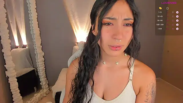 amber curly online show from 12.06.24