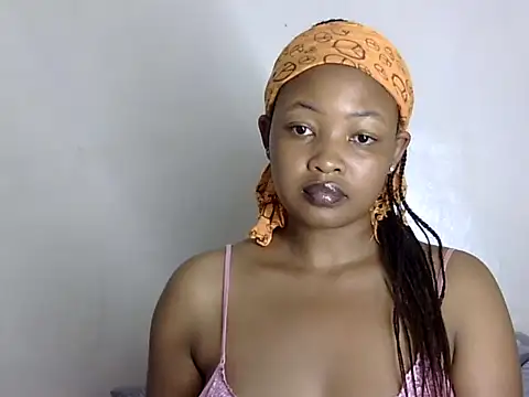 Snapshot of Q_amor2 chatting on 02.09.25 Q amor2 online show from 02.09.25